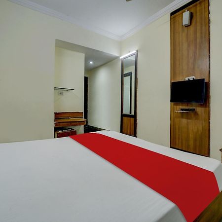 Oyo Flagship 81248 Hotel Satya Vilas โบปาล ภายนอก รูปภาพ